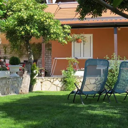 Apartments Vodaric Cres Exterior photo