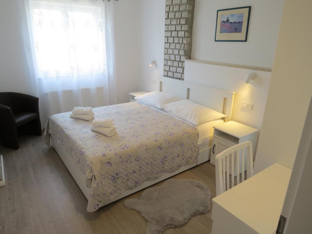 Vodaric Apartament *
